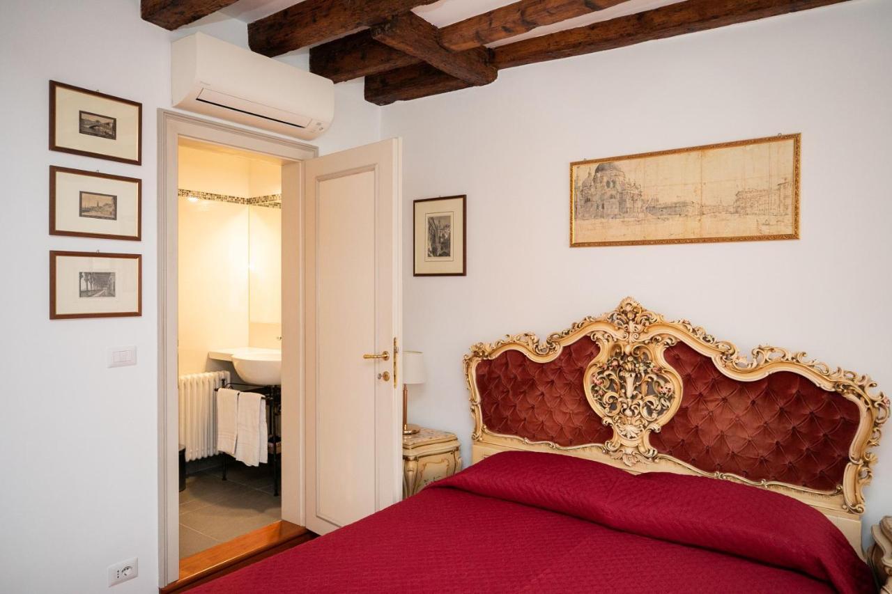 Hidden Gem In * Venedig